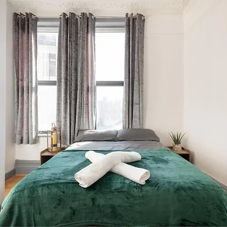 2A - Bright & Airy 2 Bed Flat - 20 Mins To Central London Exterior photo