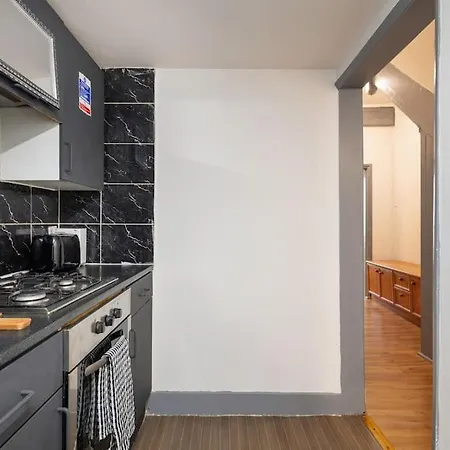2A - Bright & Airy 2 Bed Flat - 20 Mins To Central London Exterior photo