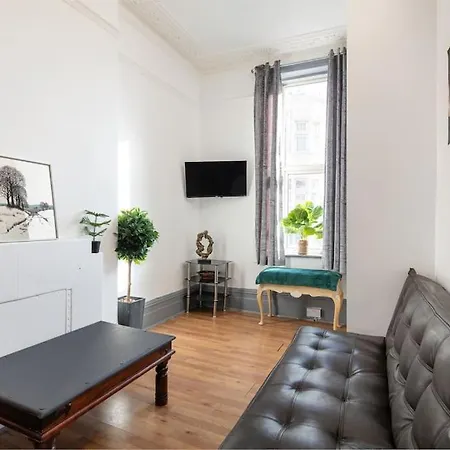 2A - Bright & Airy 2 Bed Flat - 20 Mins To Central London Exterior photo